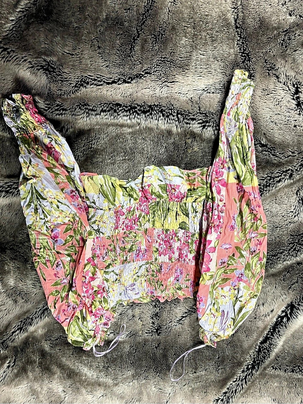 Floral Crop Top in Pink & Green Size Large Like New